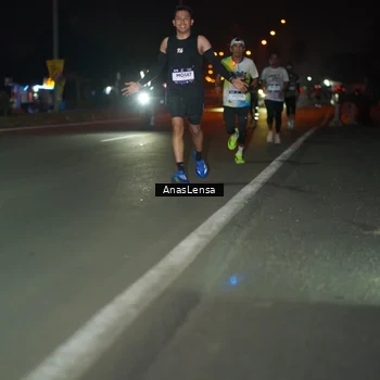 Runner Photo 7630806