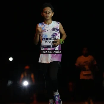 Runner Photo 7630817