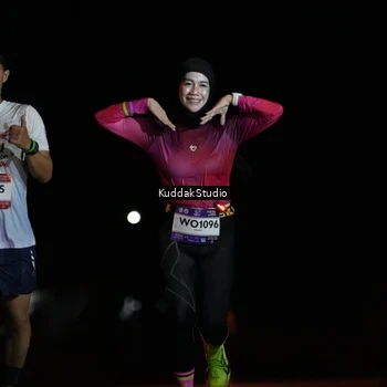 Runner Photo 7630843