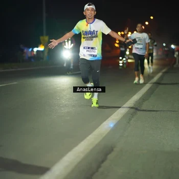 Runner Photo 7630855