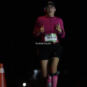 Runner Photo 7630888