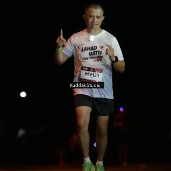 Runner Photo 7630914