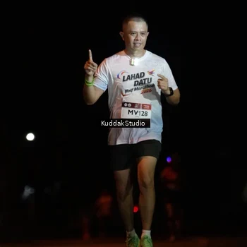 Runner Photo 7630916