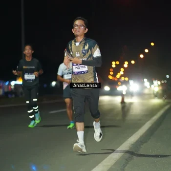 Runner Photo 7630942