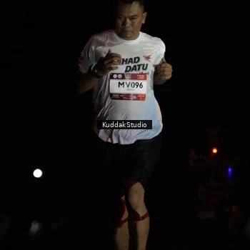 Runner Photo 7630945