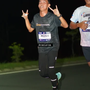 Runner Photo 7630946