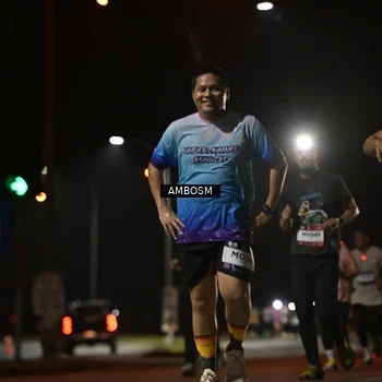 Runner Photo 7630953
