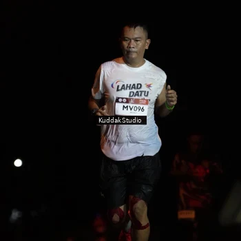 Runner Photo 7630955