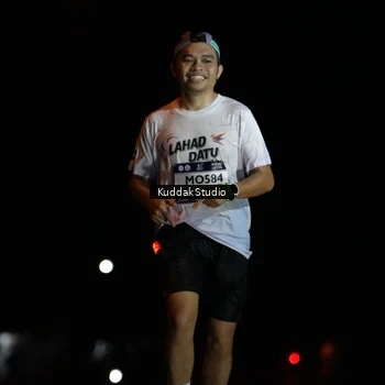 Runner Photo 7630961