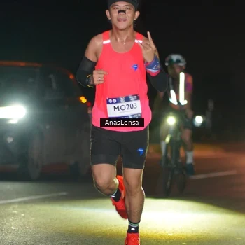 Runner Photo 7630982