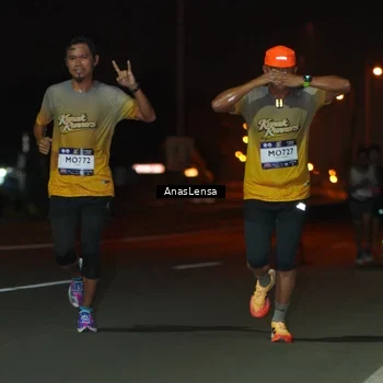 Runner Photo 7630999