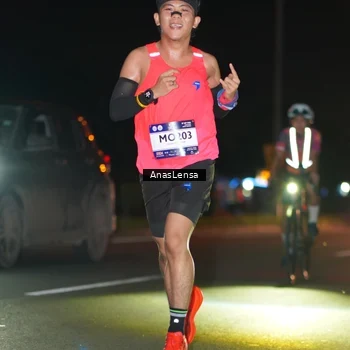 Runner Photo 7631005