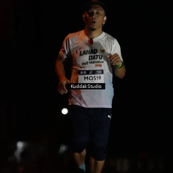 Runner Photo 7631006