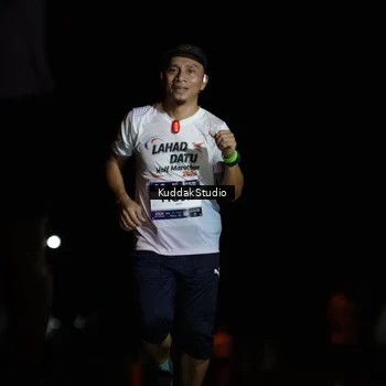 Runner Photo 7631016