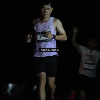 Runner Photo 7631021