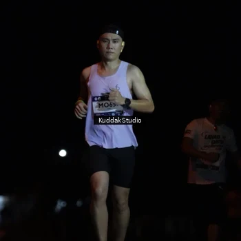 Runner Photo 7631029
