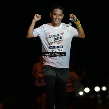 Runner Photo 7631036