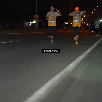 Runner Photo 7631056