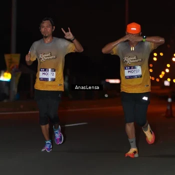 Runner Photo 7631062