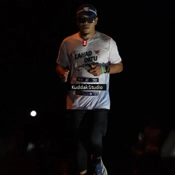 Runner Photo 7631110