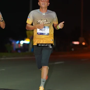 Runner Photo 7631127