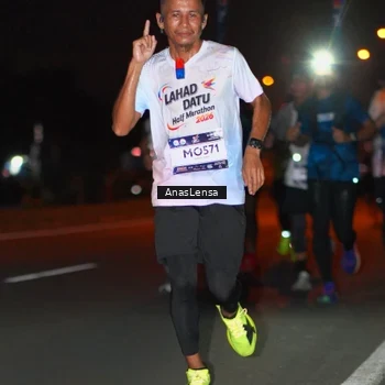 Runner Photo 7631139