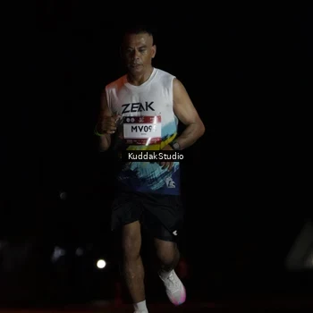 Runner Photo 7631149