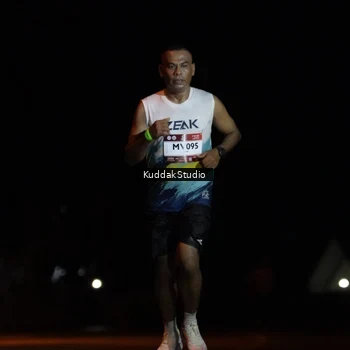 Runner Photo 7631154