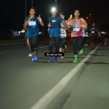 Runner Photo 7631183