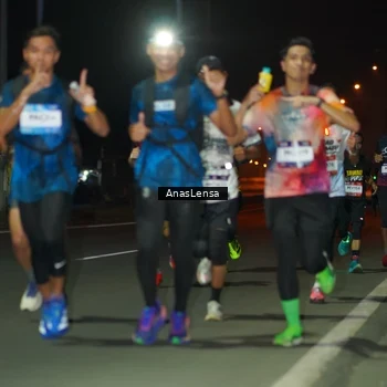Runner Photo 7631188