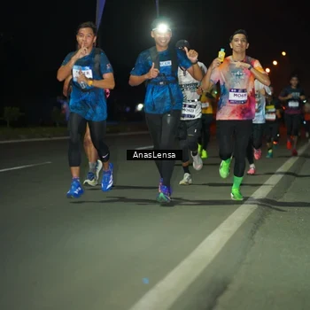 Runner Photo 7631193