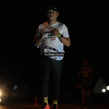 Runner Photo 7631202