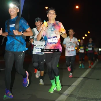 Runner Photo 7631240