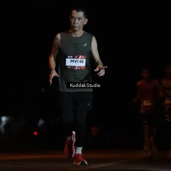 Runner Photo 7631280