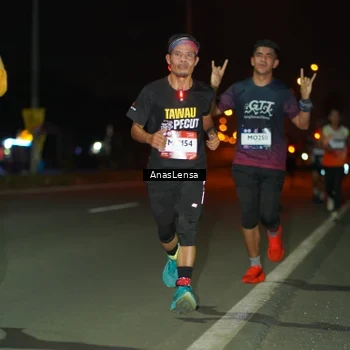 Runner Photo 7631299