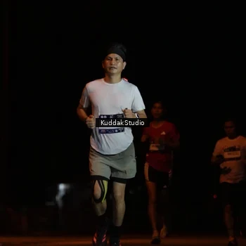 Runner Photo 7631304