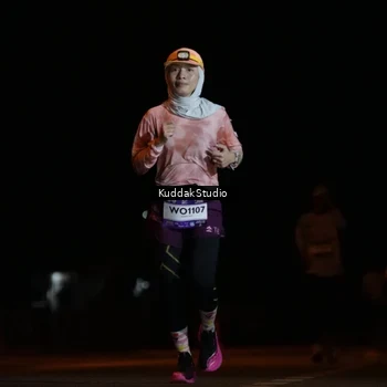Runner Photo 7631342