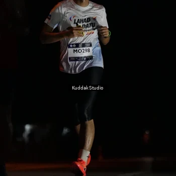Runner Photo 7631385