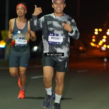 Runner Photo 7631414