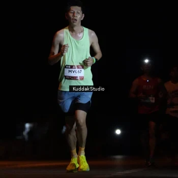 Runner Photo 7631418