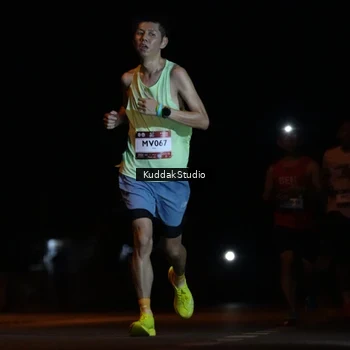 Runner Photo 7631425