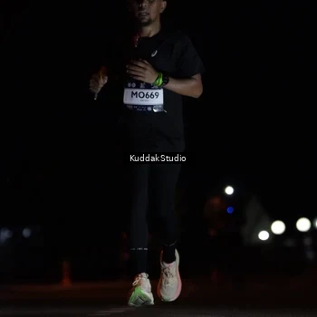 Runner Photo 7631432