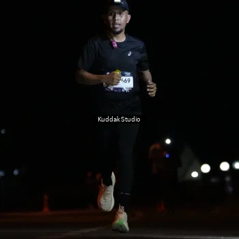Runner Photo 7631434