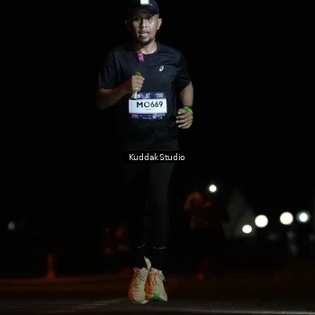 Runner Photo 7631435