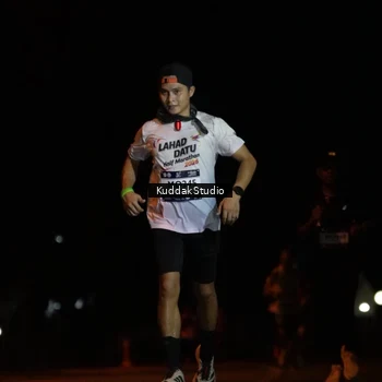 Runner Photo 7631446