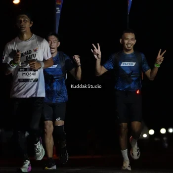 Runner Photo 7631464