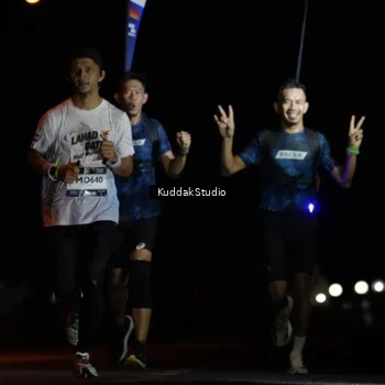 Runner Photo 7631469