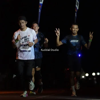 Runner Photo 7631472