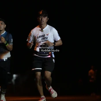 Runner Photo 7631474