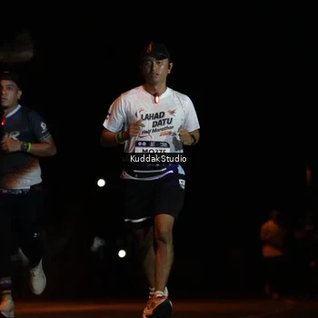 Runner Photo 7631478